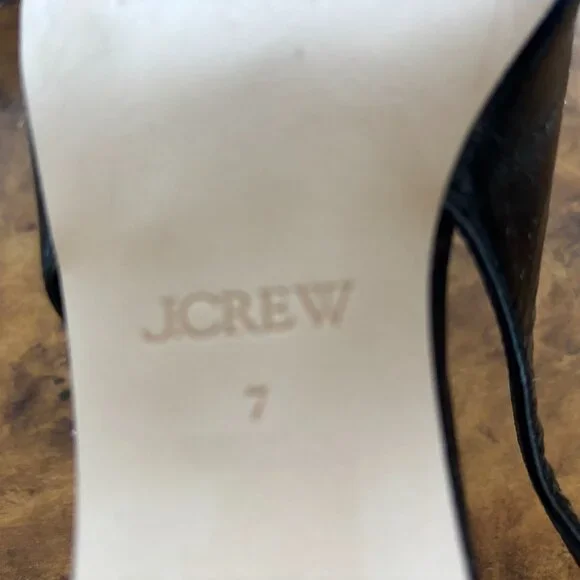 Slingback kitten heels in black crinkle patent leather - Size 7 - Picture 5 of 5